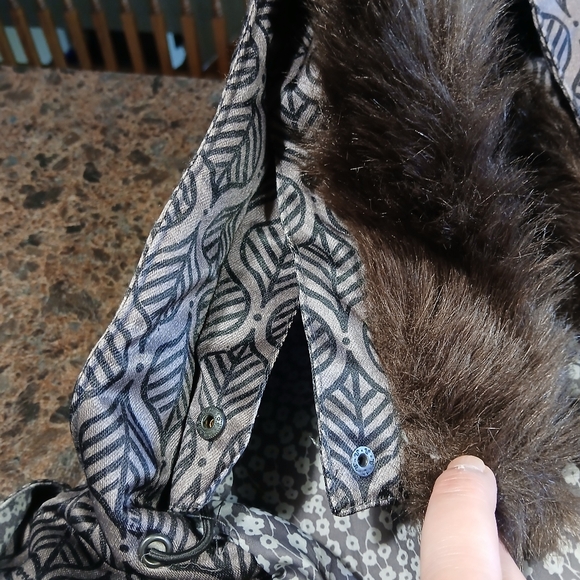 BILLABONG Snowboarding Jacket - GIRLS/JUNIOR LARGE - Picture 7 of 16